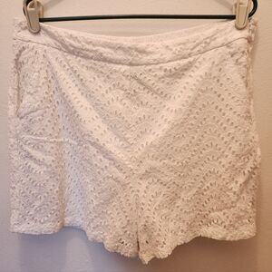 Simply Vera Vera Wang Women's White Lace Crochet Shorts Size XL